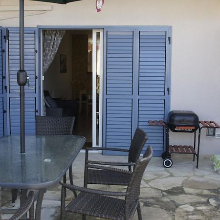 Family Paradise- Luxury Combined With Home Comfort Paphos ภายนอก รูปภาพ