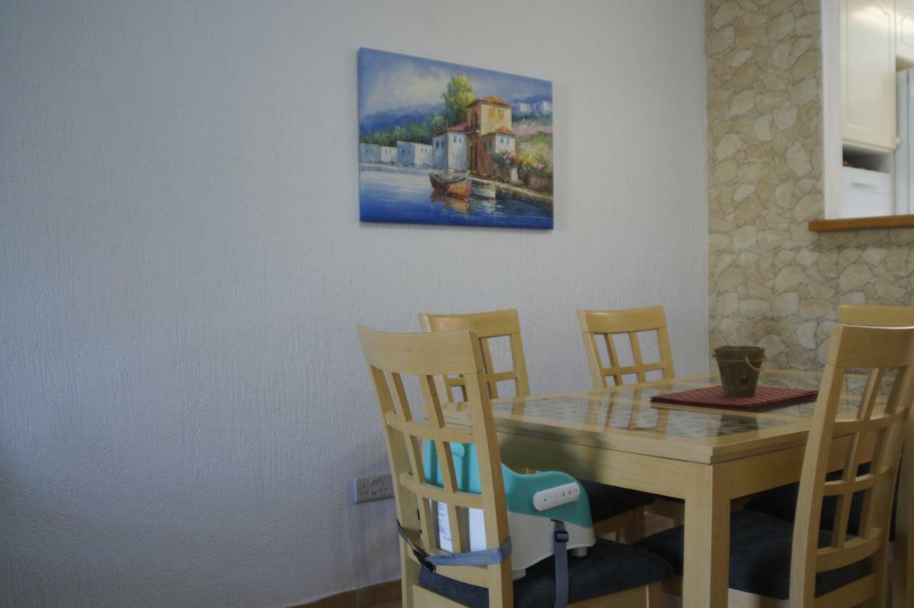 Family Paradise- Luxury Combined With Home Comfort Paphos ภายนอก รูปภาพ