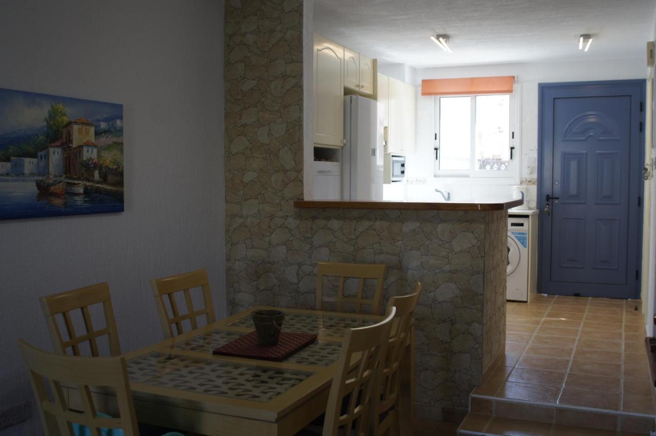 Family Paradise- Luxury Combined With Home Comfort Paphos ภายนอก รูปภาพ