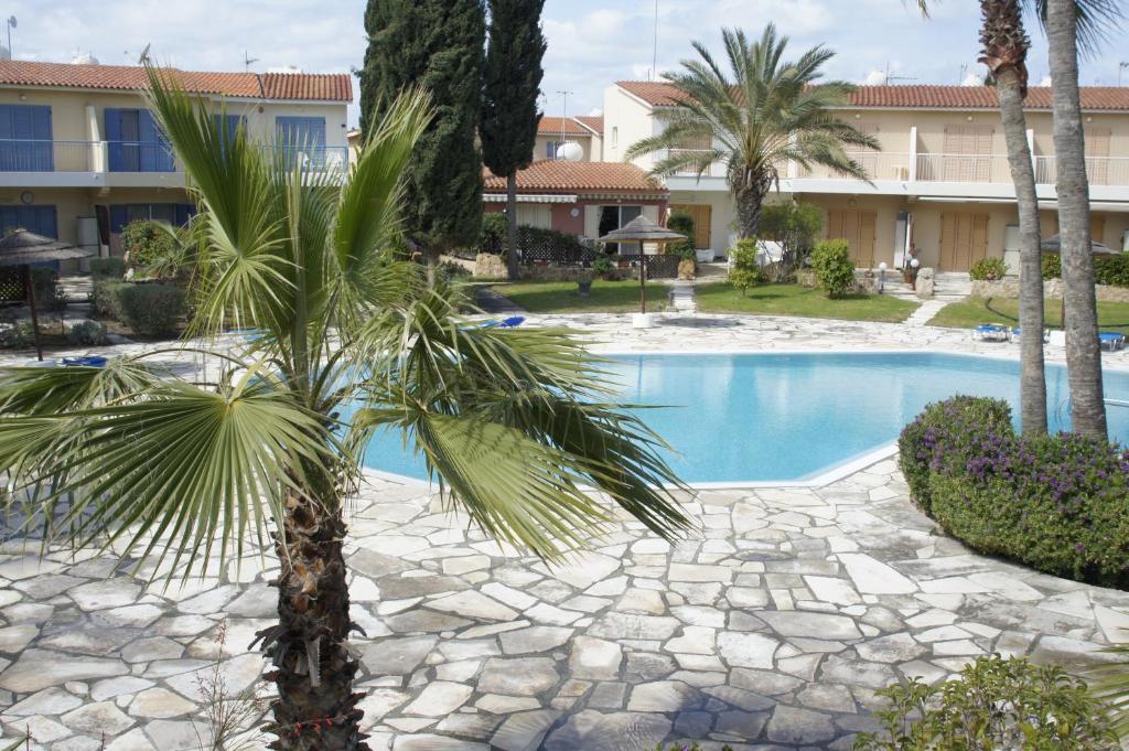 Family Paradise- Luxury Combined With Home Comfort Paphos ภายนอก รูปภาพ